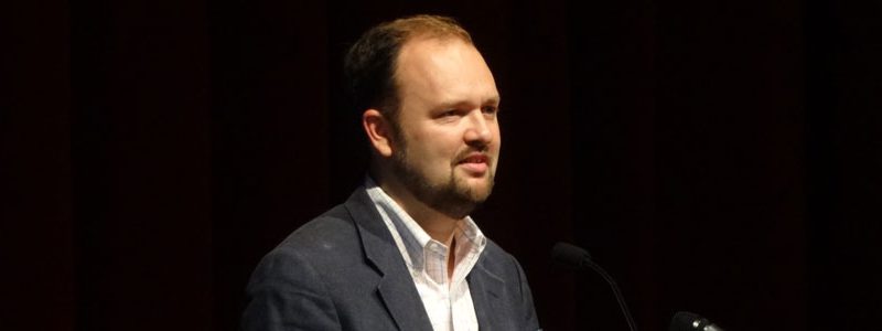Thoughts on Ross Douthat’s Portsmouth Institute Speech and Pope Francis’s Role in a Divided Church (With Video) rossdouthat-061915-featured